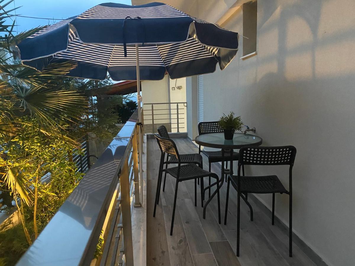 Davidana Deluxe Apartments Nea Kallikrateia ภายนอก รูปภาพ